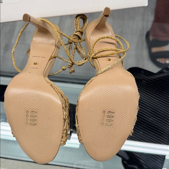 RAYE Paulo Heel in Natural - Picture 7 of 8